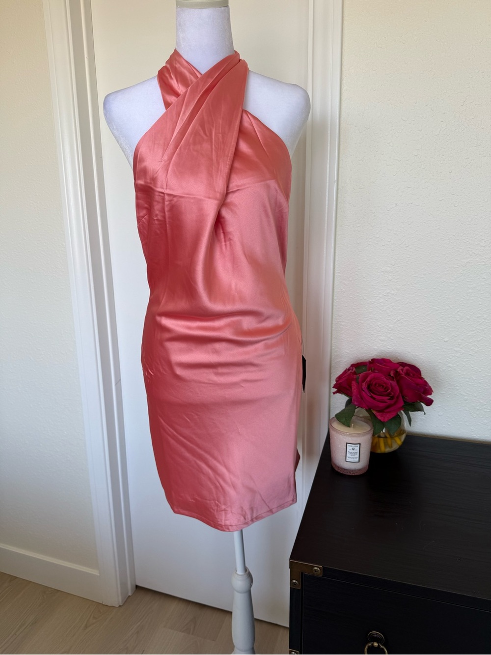 Lulu's Coral crisscross halter neckline Satin Cocktail Mini Dress